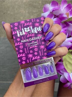 Red Aspen Color-Changing Purple to Pink Almond Press-On Nails
